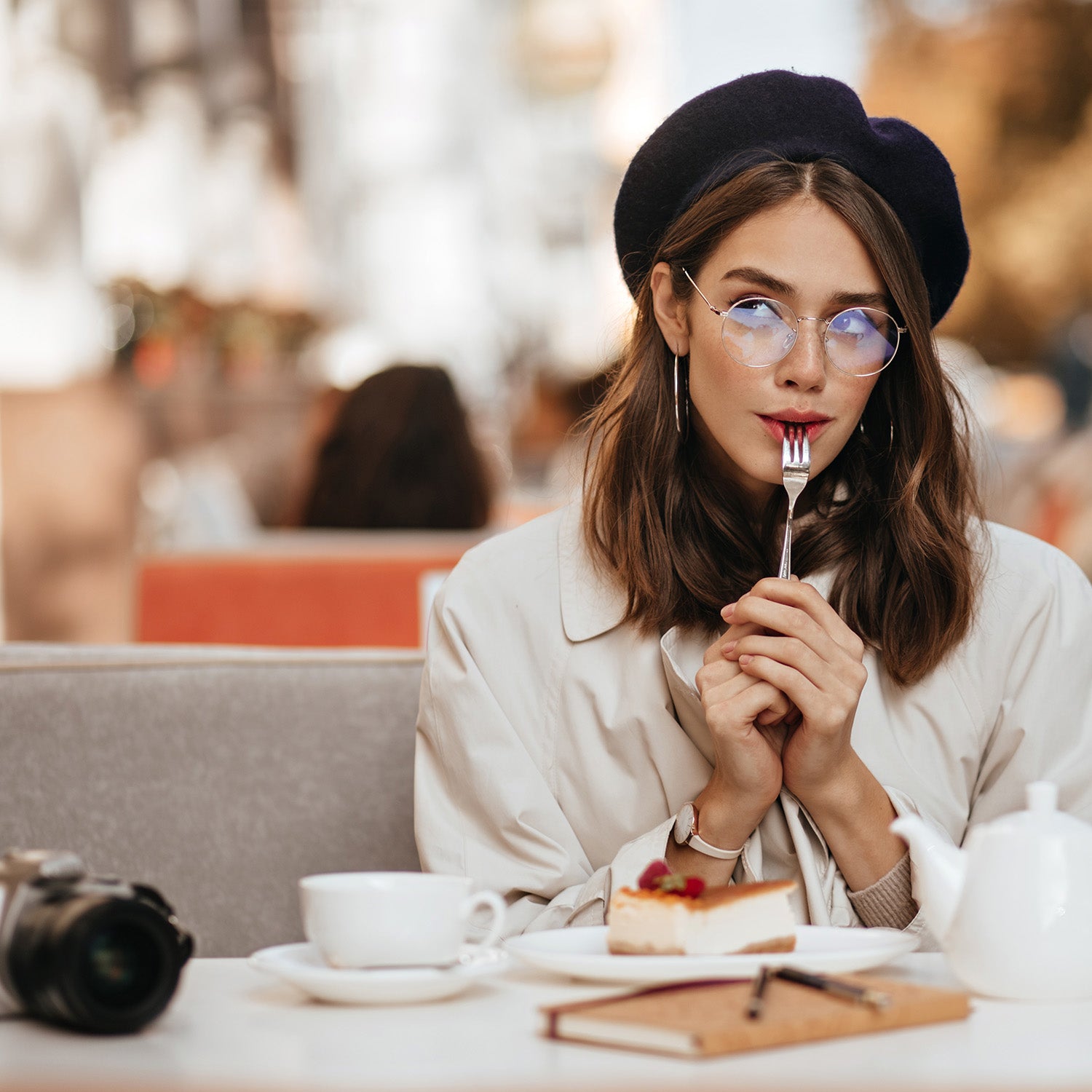 ビジーガール イージーフレグランスミスト ランドリー 〈オーデコロン〉 8mL