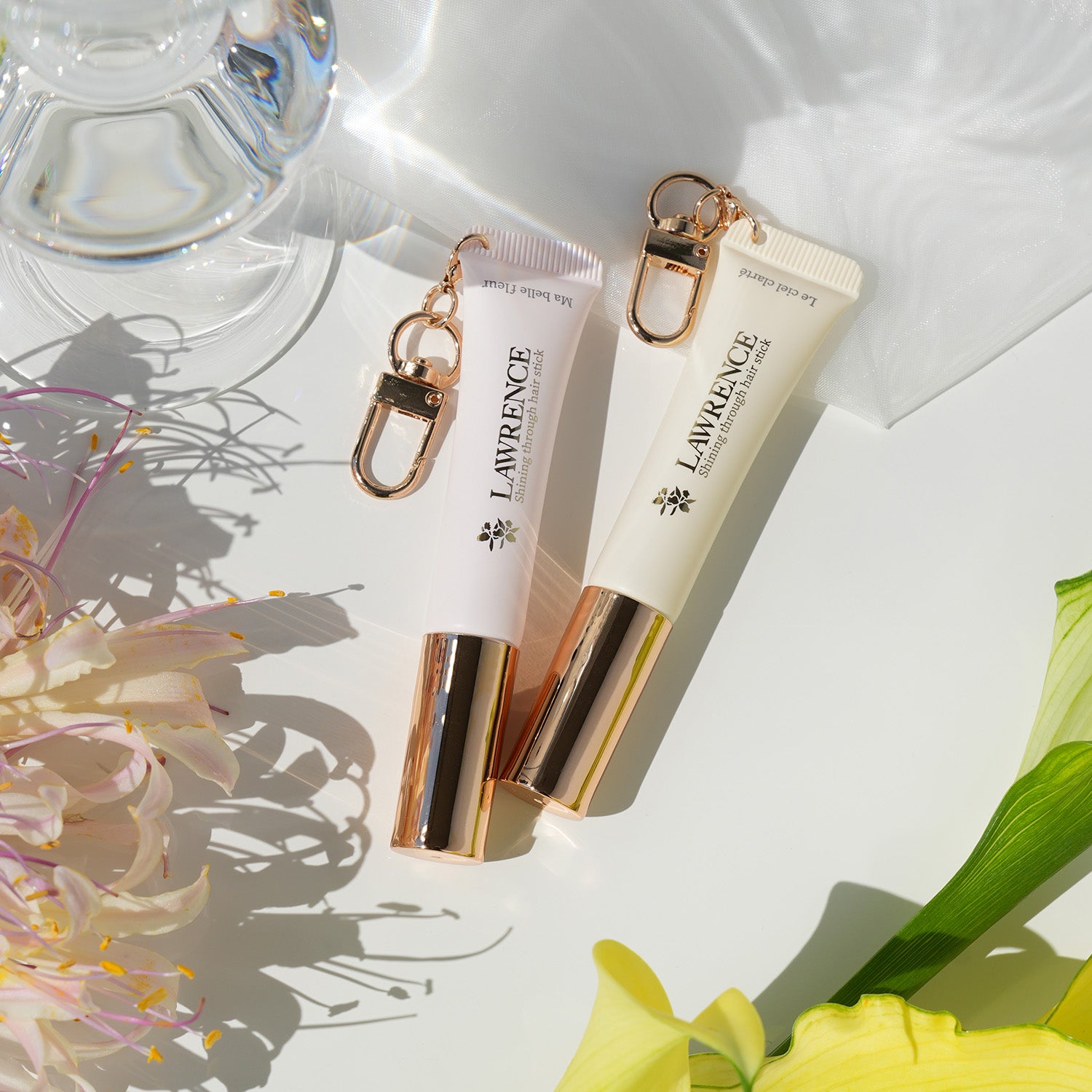 【10月14日12時発売】ロウレンス シャイニングスルーminiヘアスティックチャーム付 ルシェルクラーテ(ハードキープ) 5mL