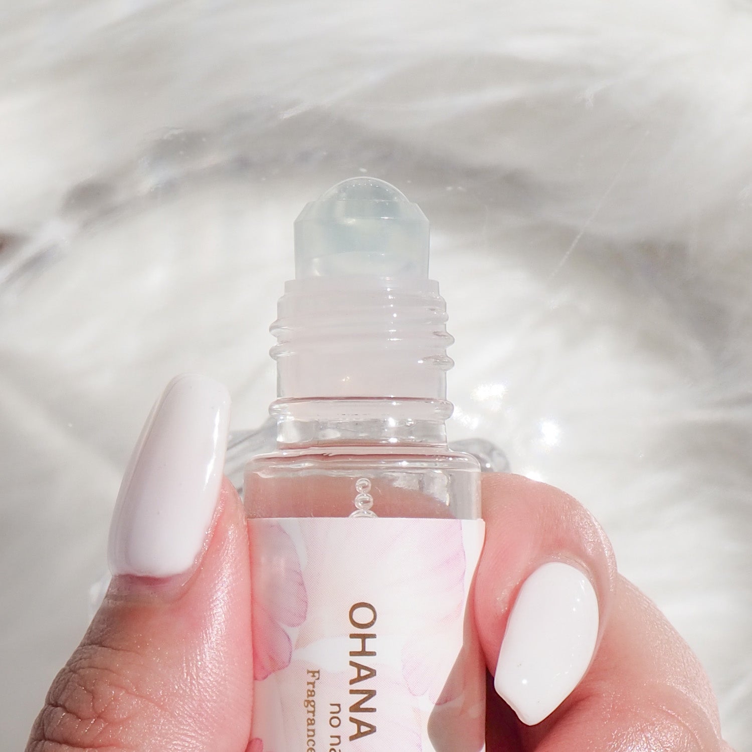 【30%OFF】オハナ・マハロ フレグランス ロールオンマルチオイル ラウレア ピュア 〈美容オイル〉 10mL