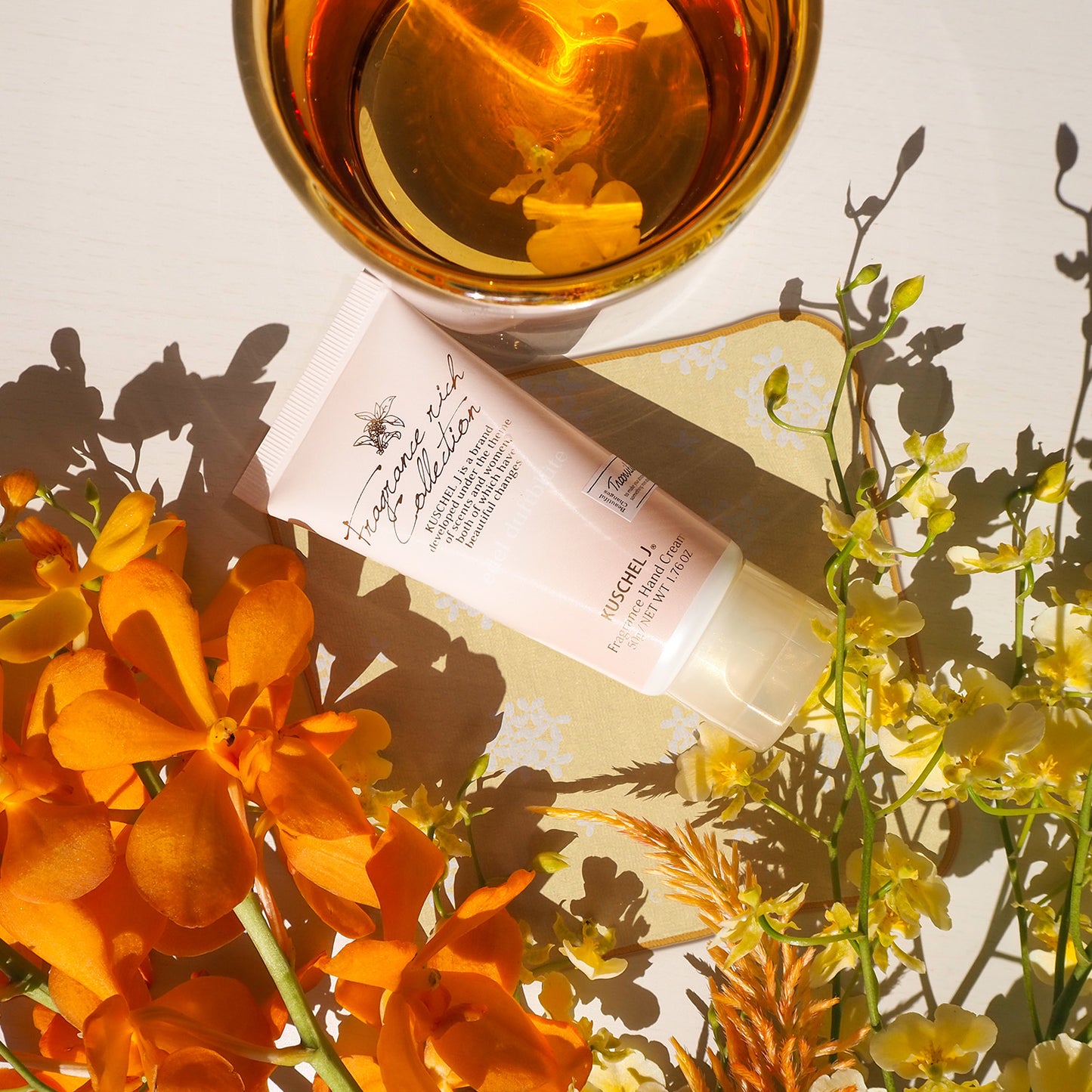 クシェルヨット　フレグランスリッチ　ハンドクリーム　オリジナルハンカチギフト　エデルドゥフトブリューテ